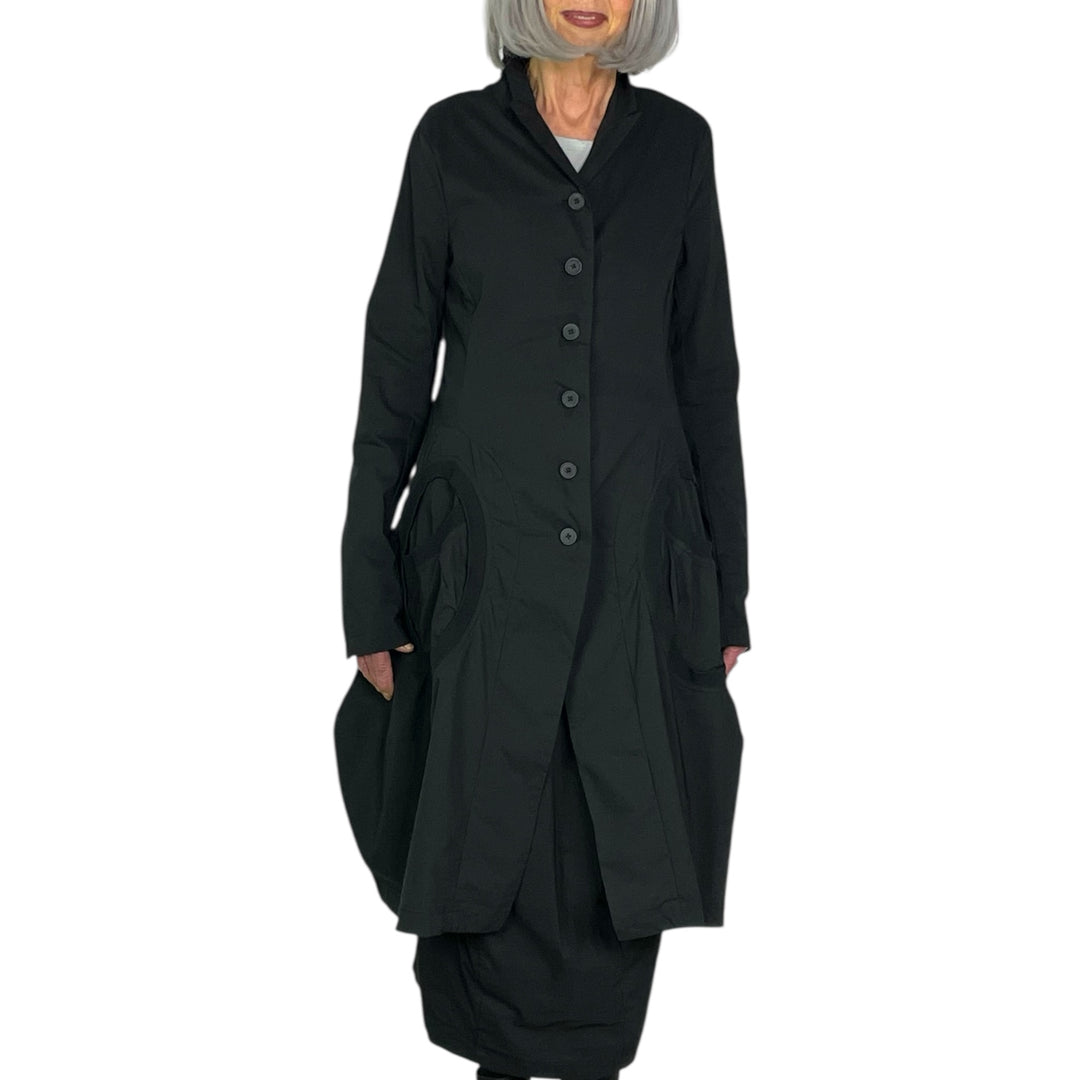 CIRCLE POCKETS SHAPED COAT