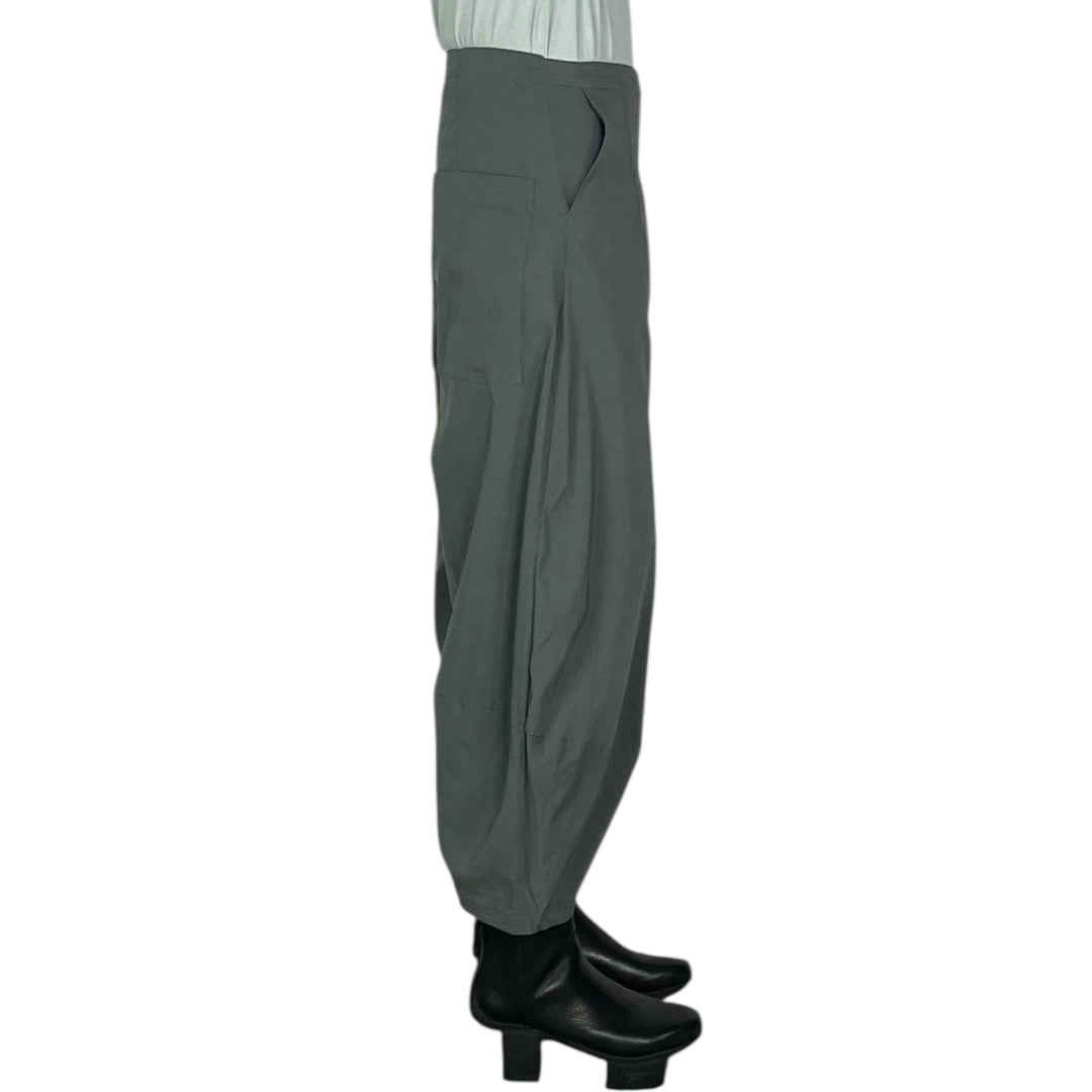 CURVED LEG PANT