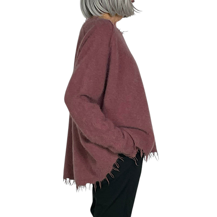FRINGED EDGE CREWNECK SWEATER