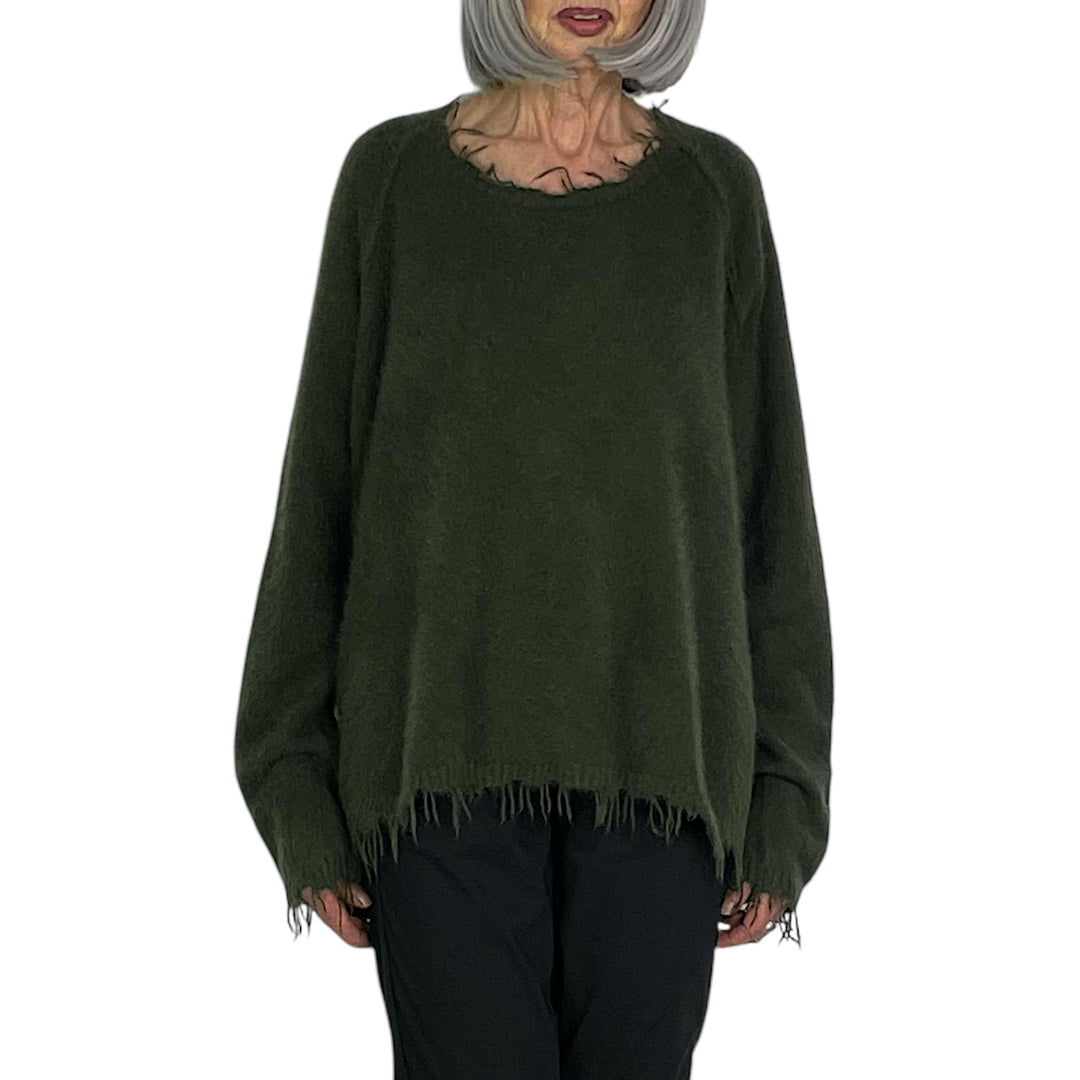 FRINGED EDGE CREWNECK SWEATER