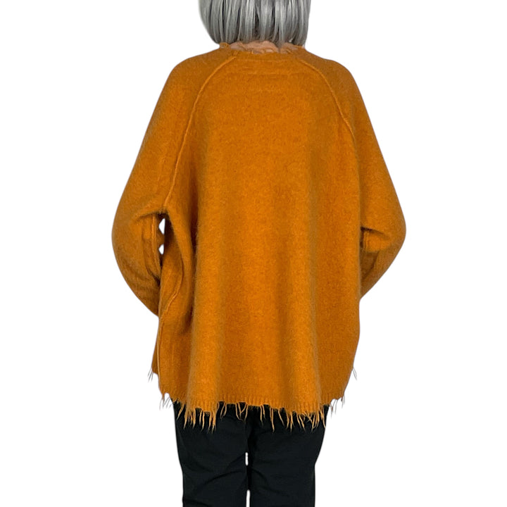 FRINGED EDGE CREWNECK SWEATER