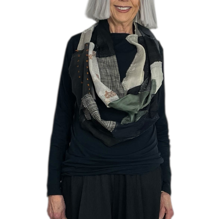 MOSAIC OMBRE KANTHA INFINITY SCARF