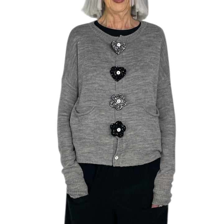 COUTURE FLOWER BUTTON PATCH