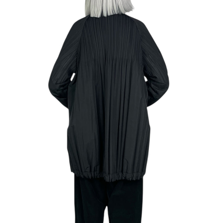 PADDED PLEATS COAT