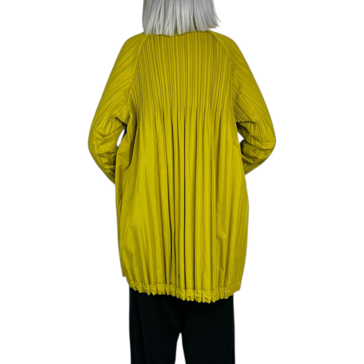 PADDED PLEATS COAT