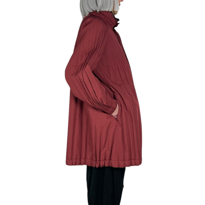 PADDED PLEATS COAT