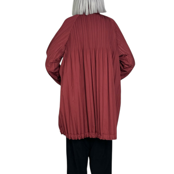 PADDED PLEATS COAT