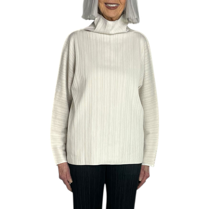 A-POC KNIT HI-NECK TOP