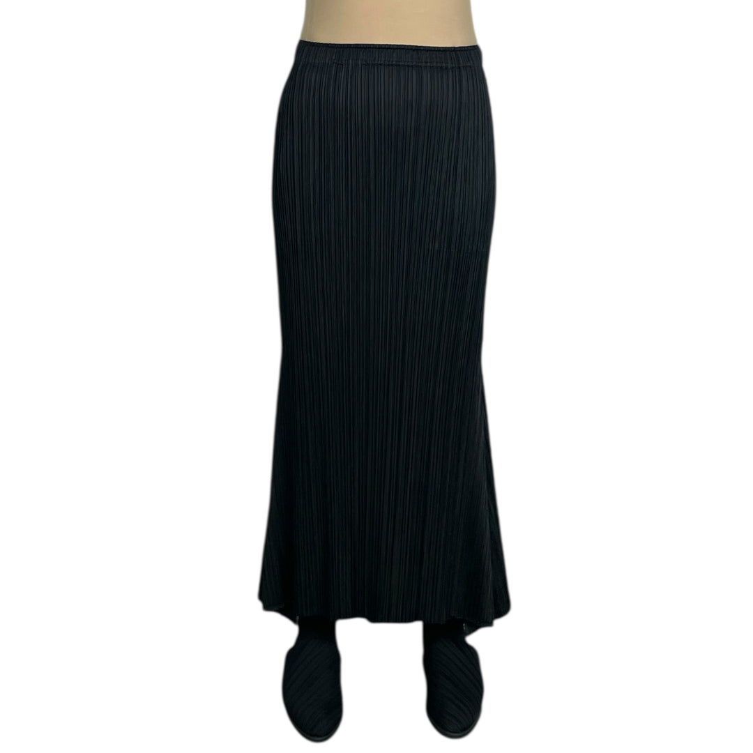 OLE! FLARED HEM SKIRT 