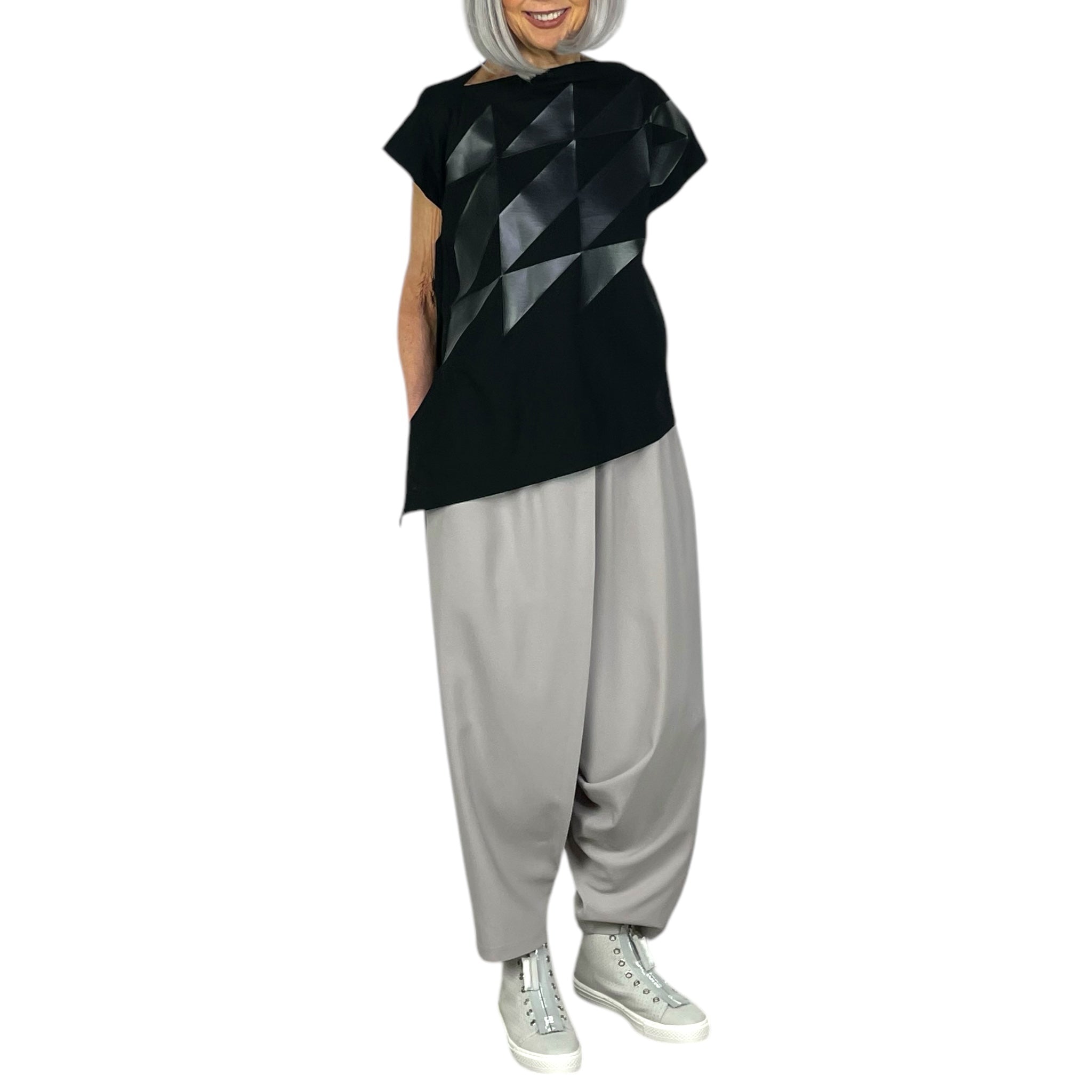NO.5 RESIN PRINT TOP – MIO