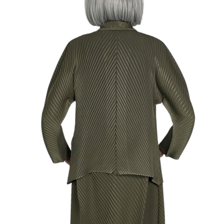 SOFT FOLD PLEATS CARDIGAN