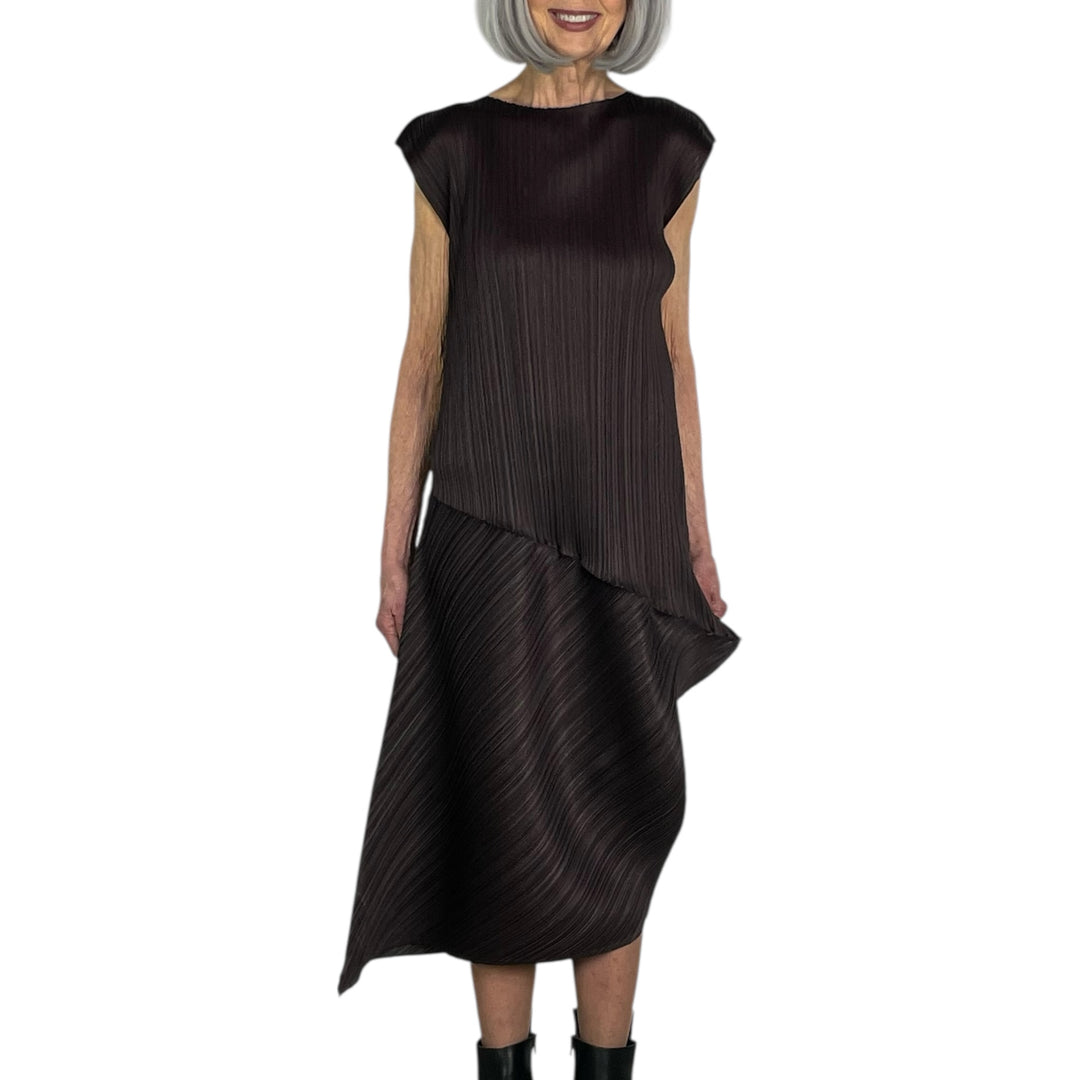 LEAP SLEEVELESS DRESS