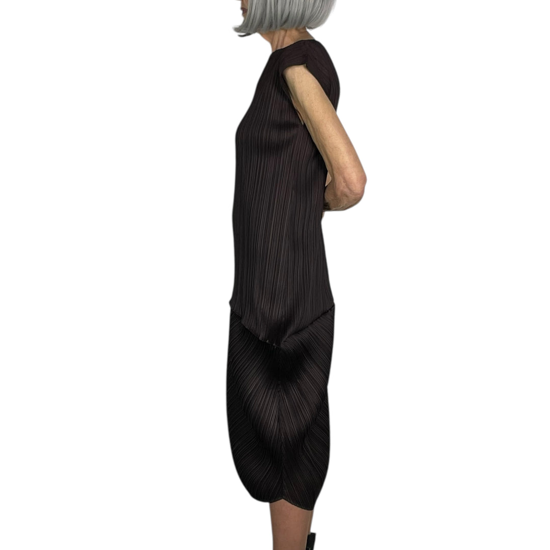 LEAP SLEEVELESS DRESS