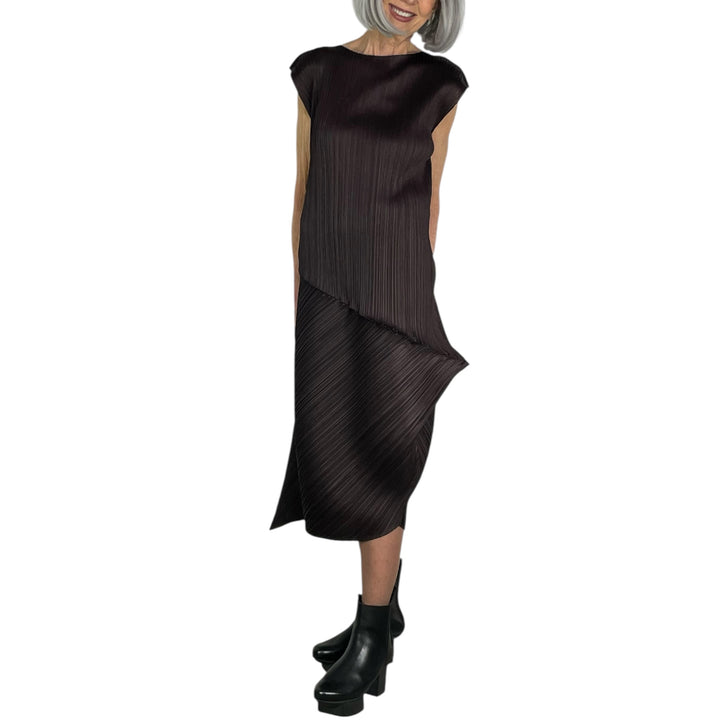 LEAP SLEEVELESS DRESS