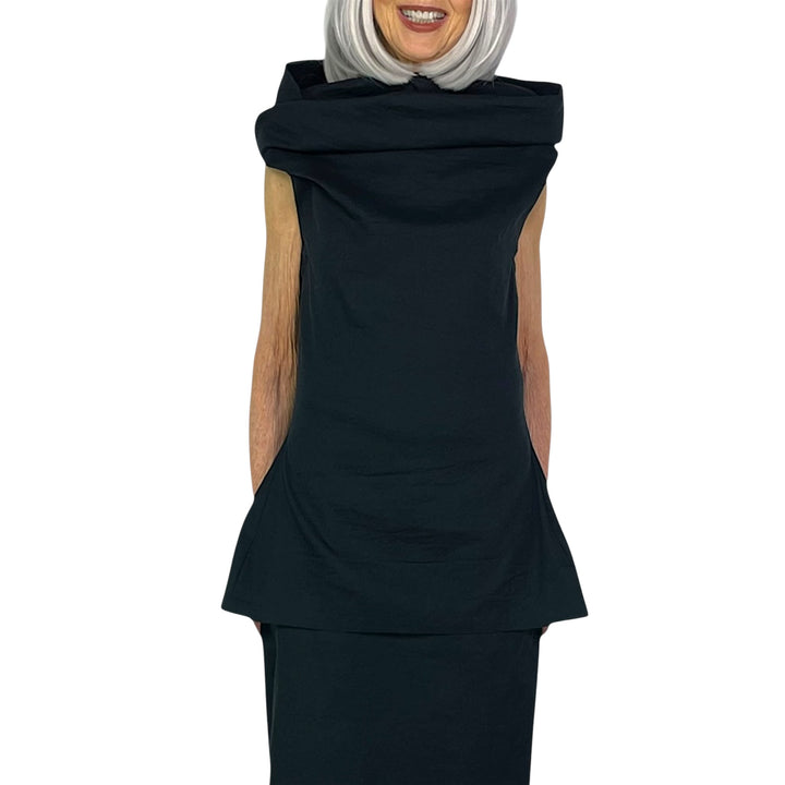 ALLOW HI-NECK TOP
