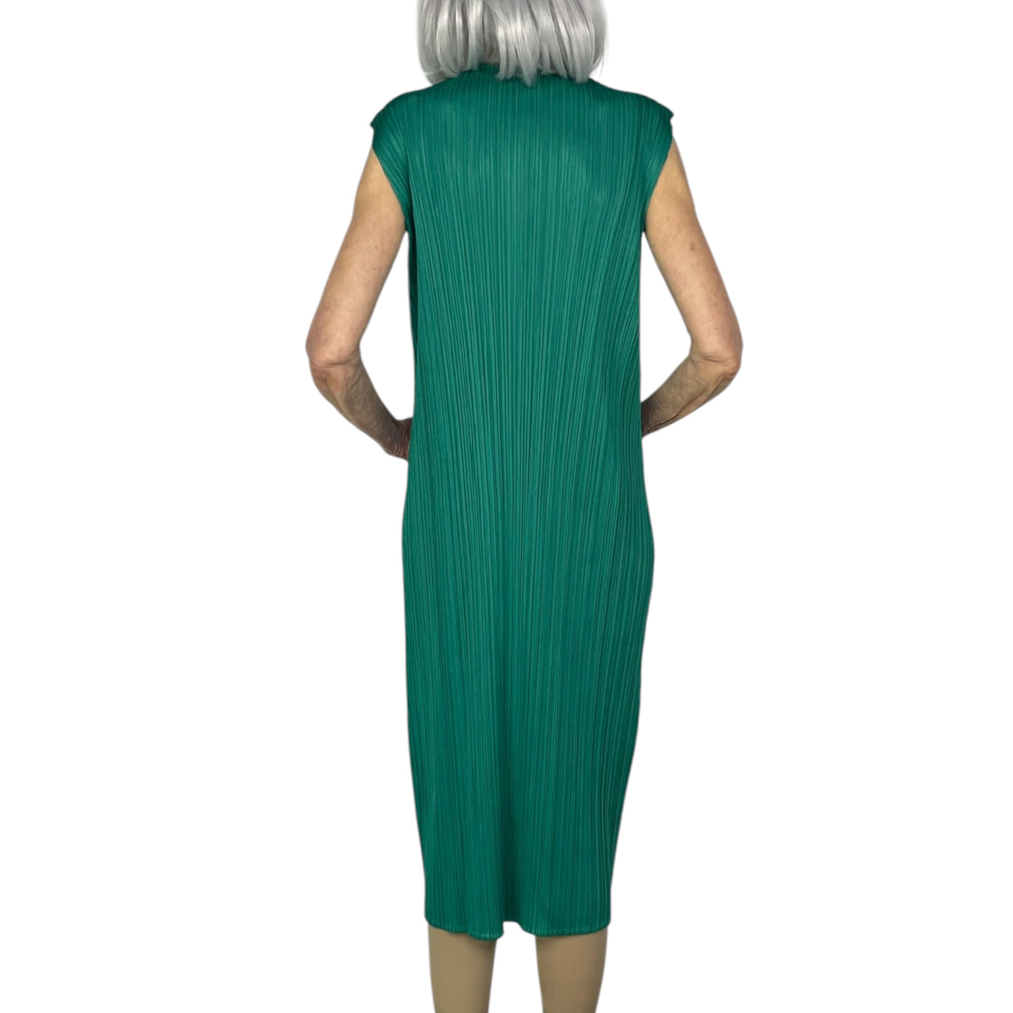 Pleats Please Issey Miyake – MIO