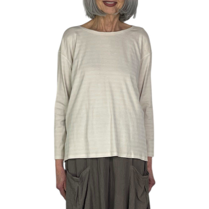 INVISIBLE STRIPE TEE +3