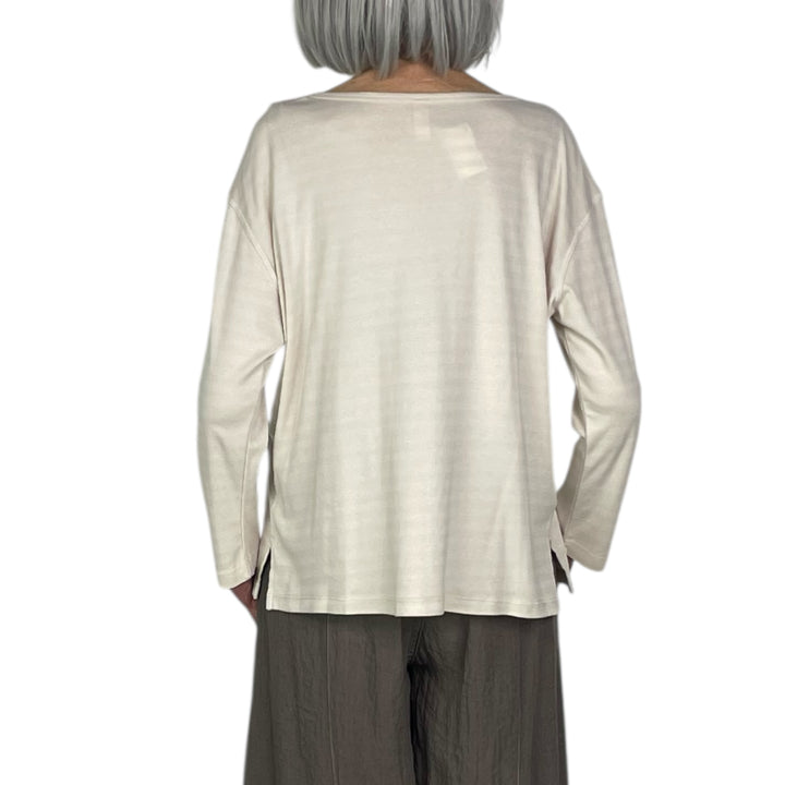 INVISIBLE STRIPE TEE +3