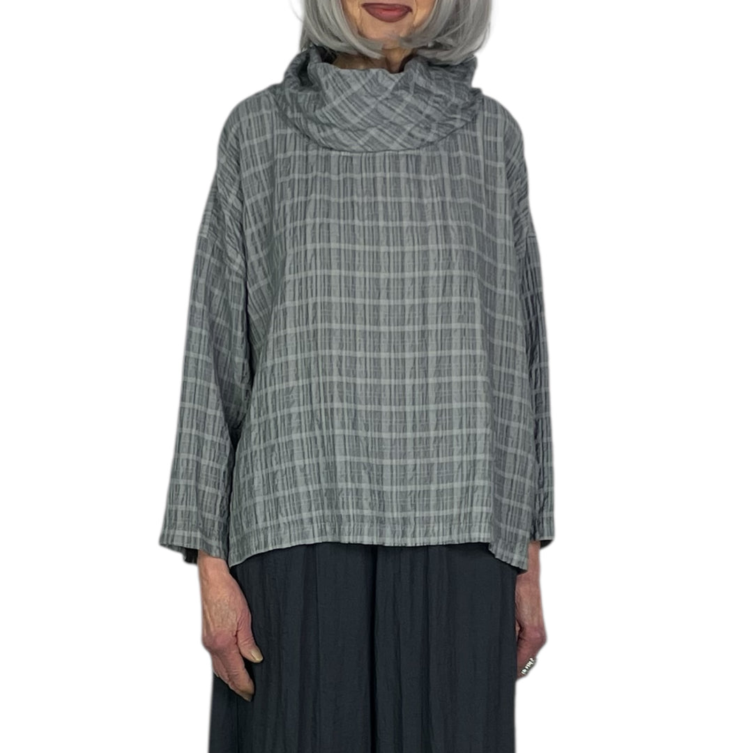 STRIPED CRINKLE COWL TOP