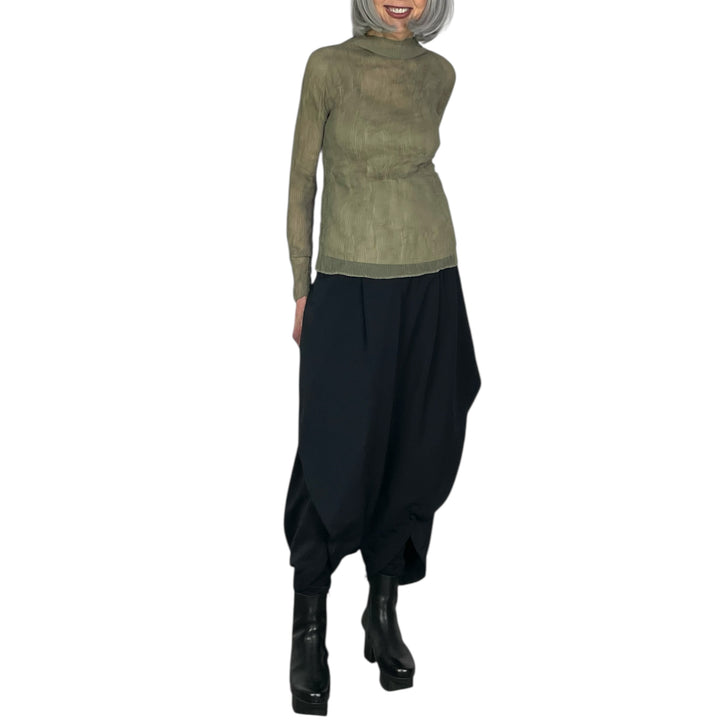 CHIFFON TWIST 3 HI-NECK TOP