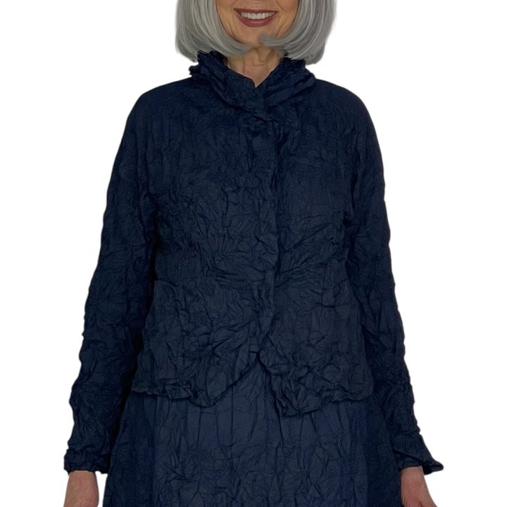 SOLID CRUSH PLEAT HOODED JACKET