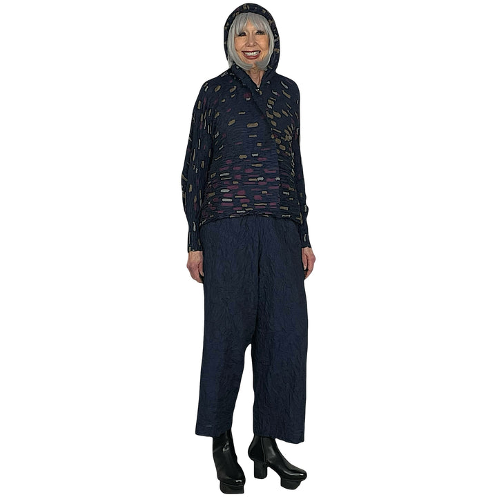 PATCH EMBROIDERED HORIZONTAL PLEAT JACKET
