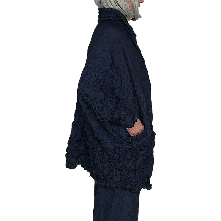 SOLID CRUSH PLEAT HOODED COAT