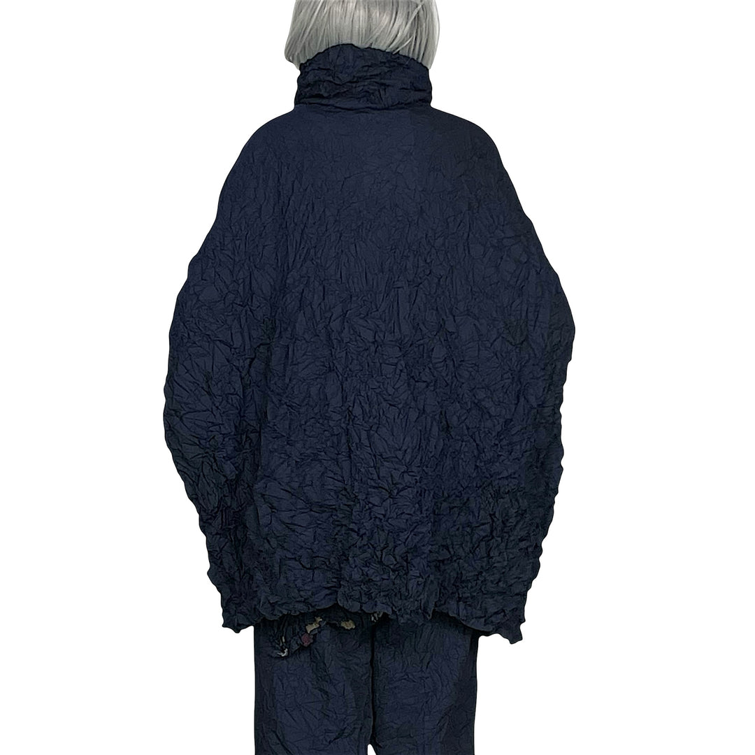 SOLID CRUSH PLEAT HOODED COAT