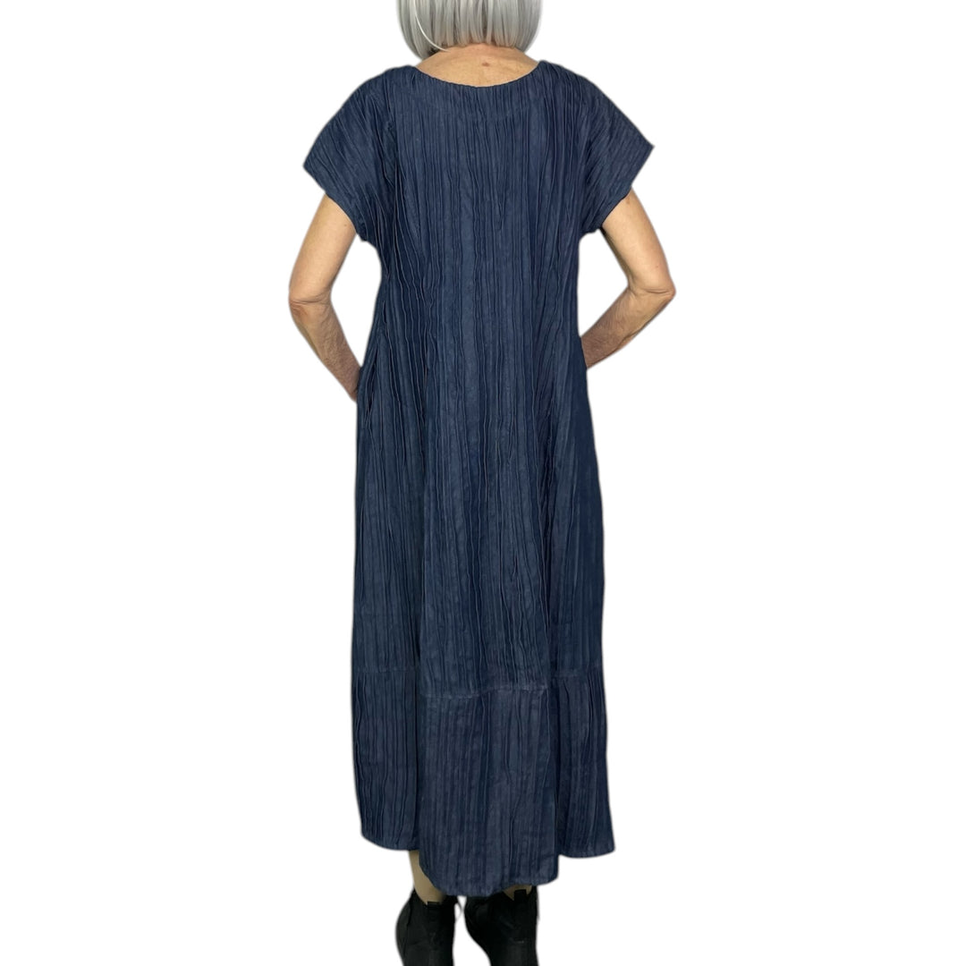 RIPPLE TUCK DENIM MIDI DRESS