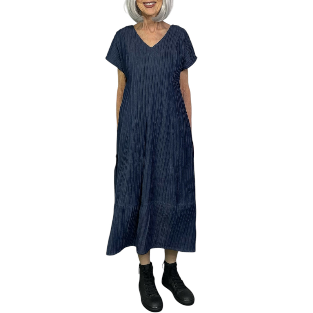 RIPPLE TUCK DENIM MIDI DRESS