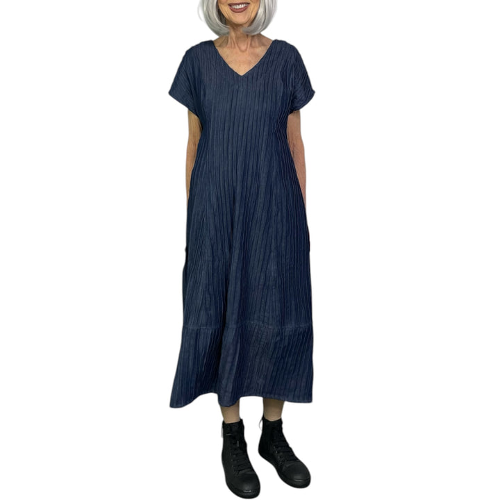 RIPPLE TUCK DENIM MIDI DRESS