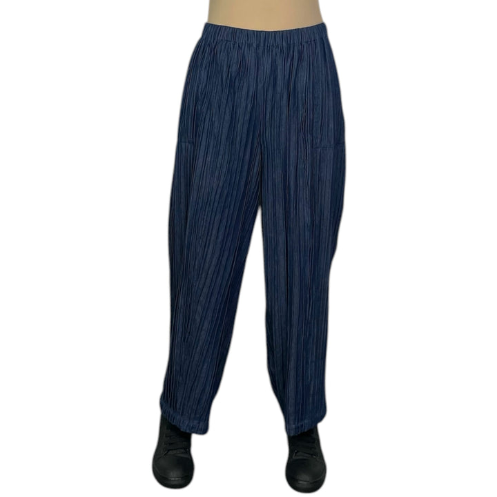 RIPPLE TUCK DENIM BARREL PANT