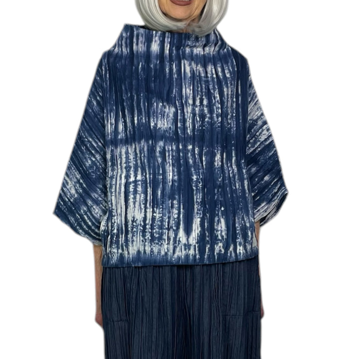RIPPLE TUCK TIE DYE FUNNEL NECK TOP