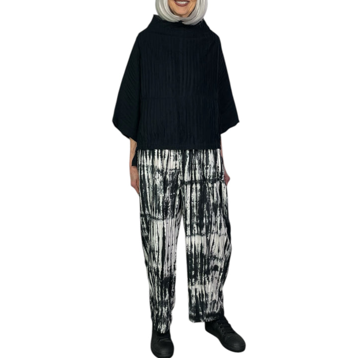 RIPPLE TUCK TIE DYE BARREL PANT