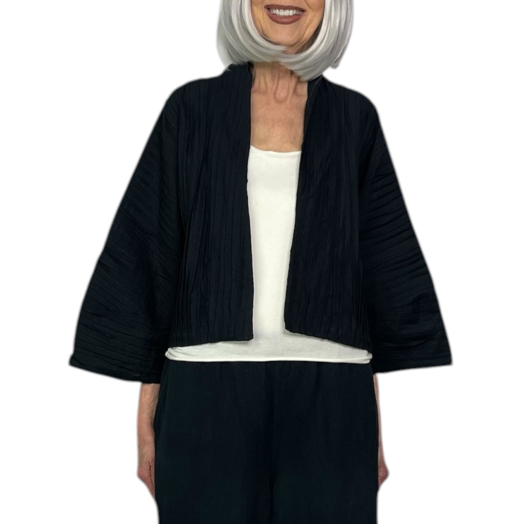 RIPPLE TUCK SOLID SHRUG