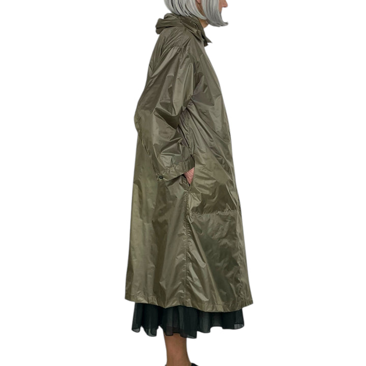 POCKETABLE RAINCOAT