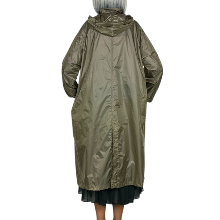 POCKETABLE RAINCOAT