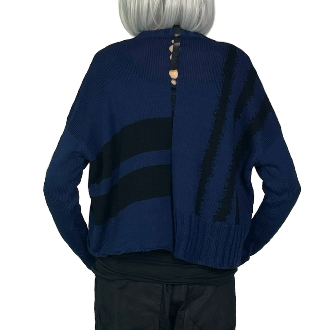 STRIPED CROP PULLOVER SWEATER