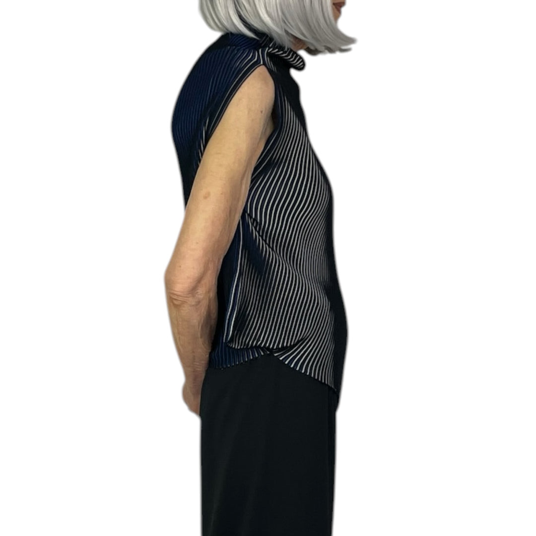 FACET KNIT SLEEVELESS TOP