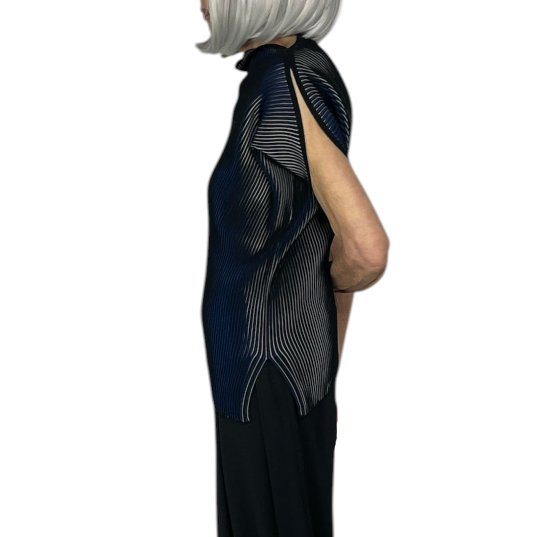 FACET KNIT SLEEVELESS TOP