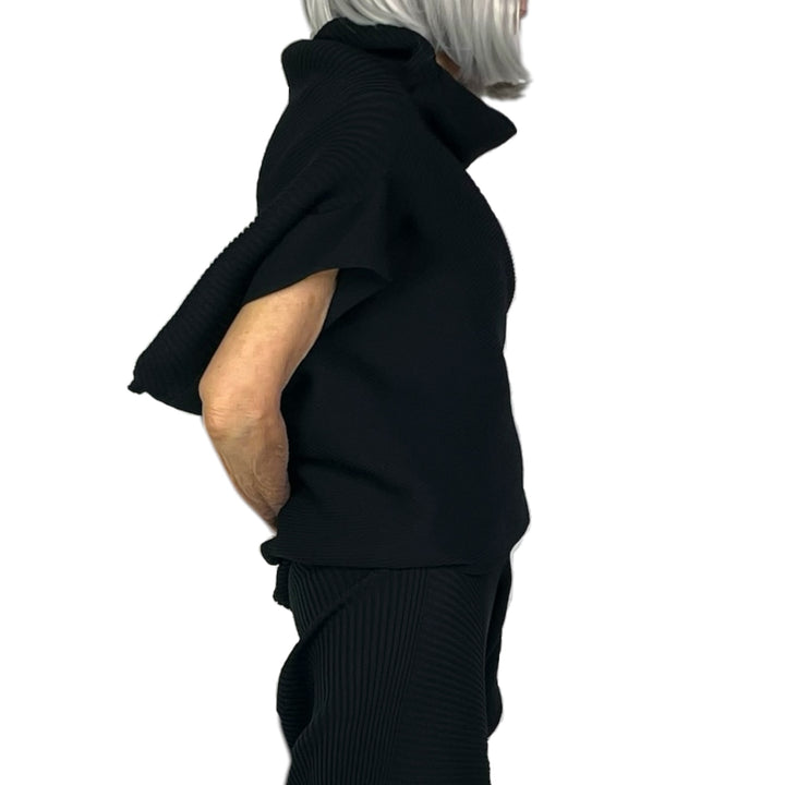 LIFE FORM TOP