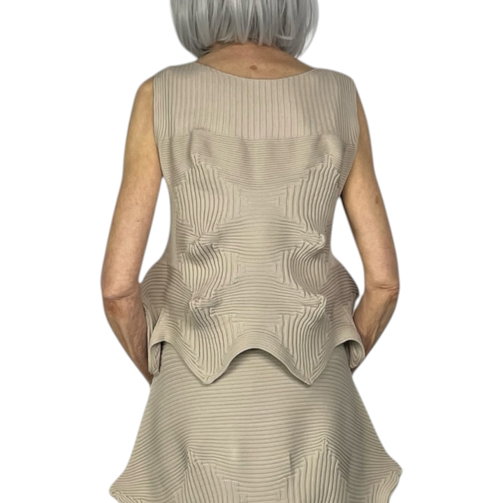 LINKAGE KNIT SLEEVELESS TOP