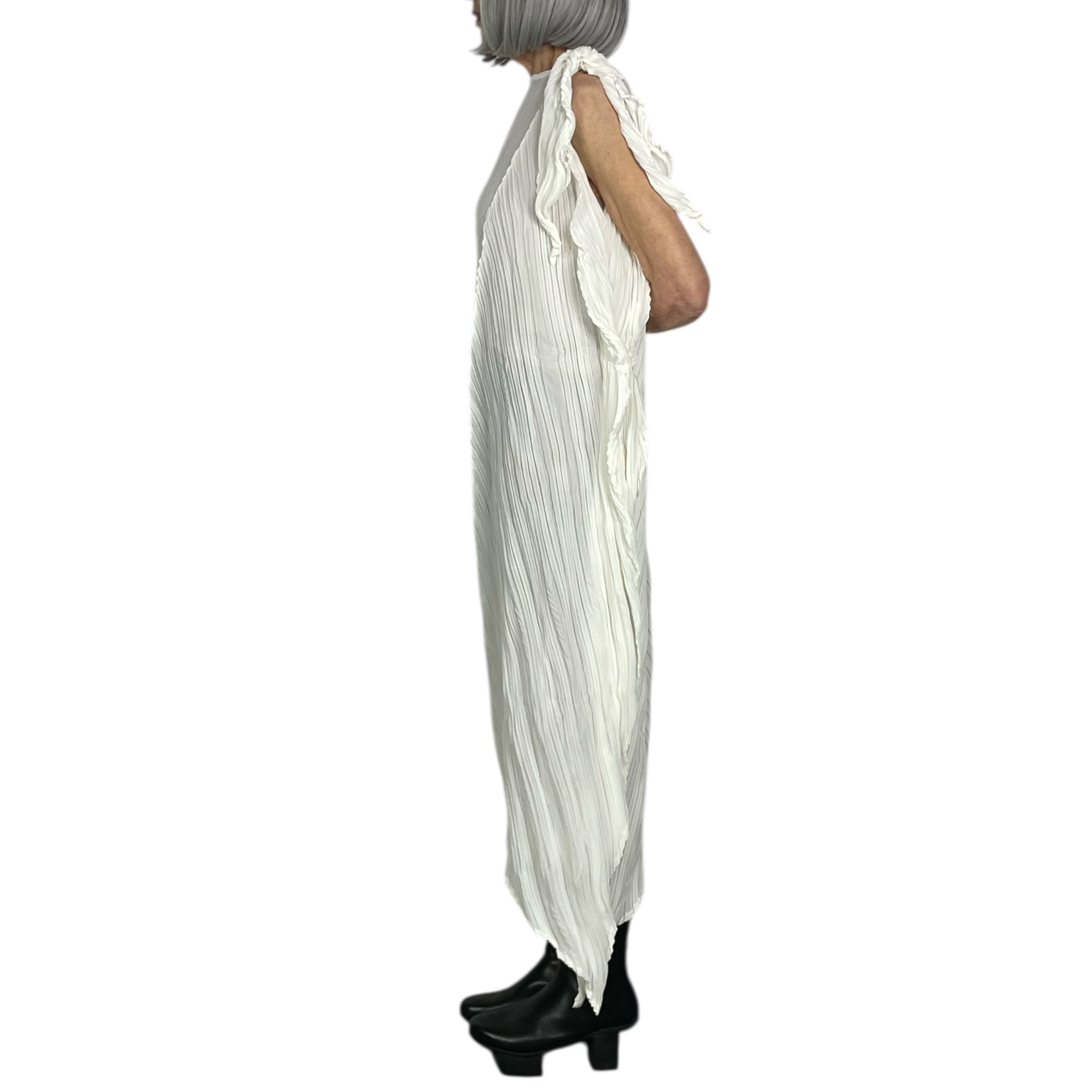WRINKLED AND TWISTED ドレス WRINKLED AND TWISTED – ISSEY MIYAKE ONLINE STORE