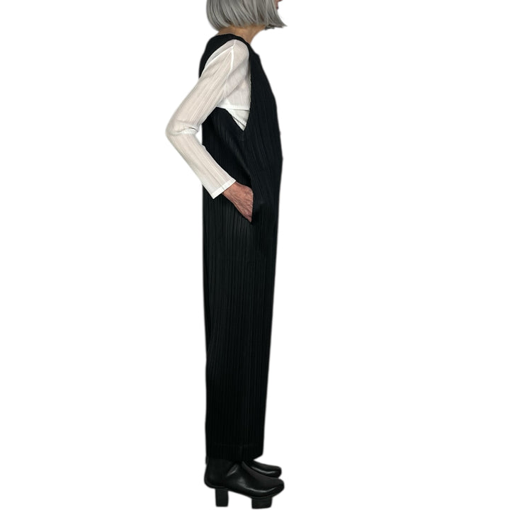 MC : MAY JUMPSUIT