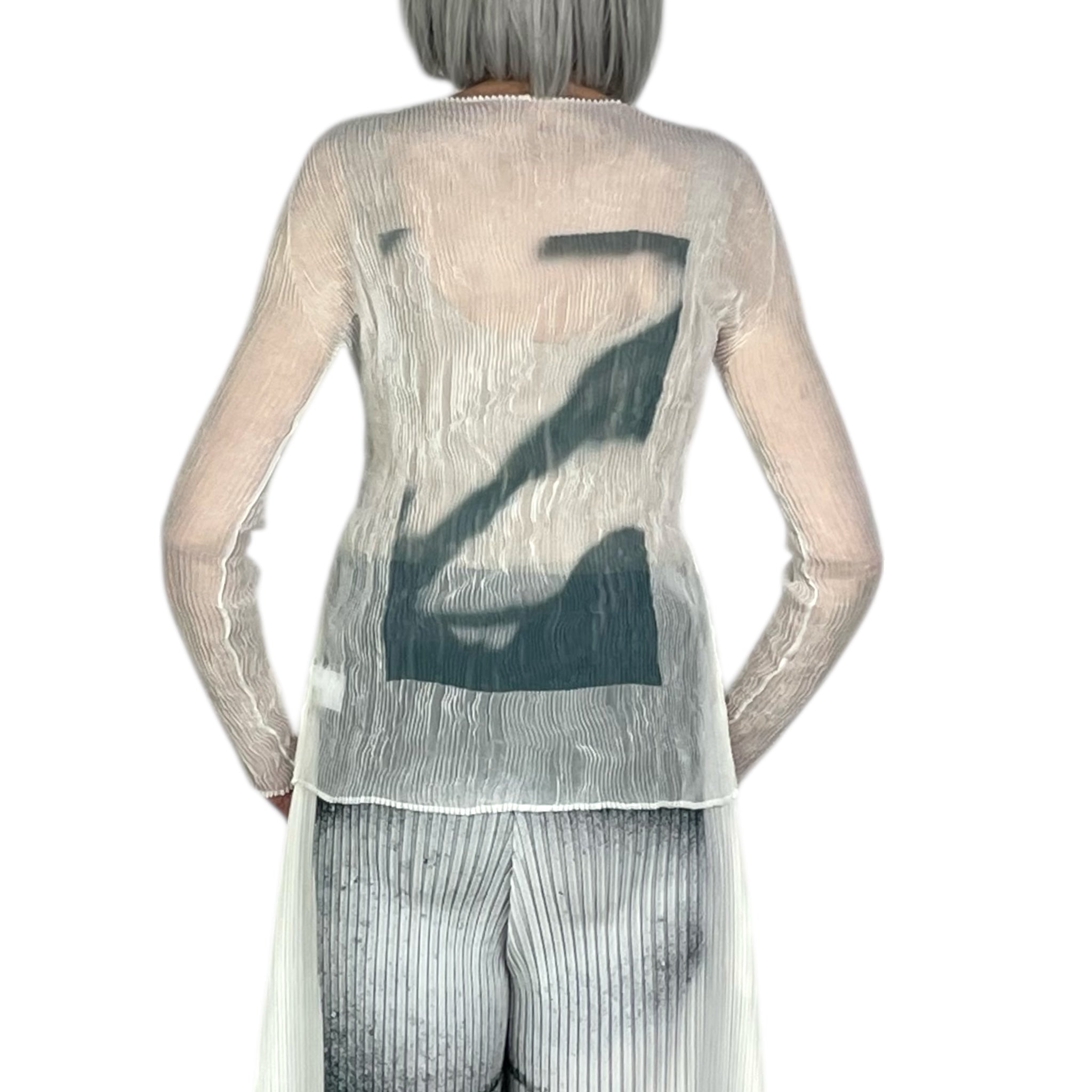 SHADOW STUDY CHIFFON TWIST TOP – MIO