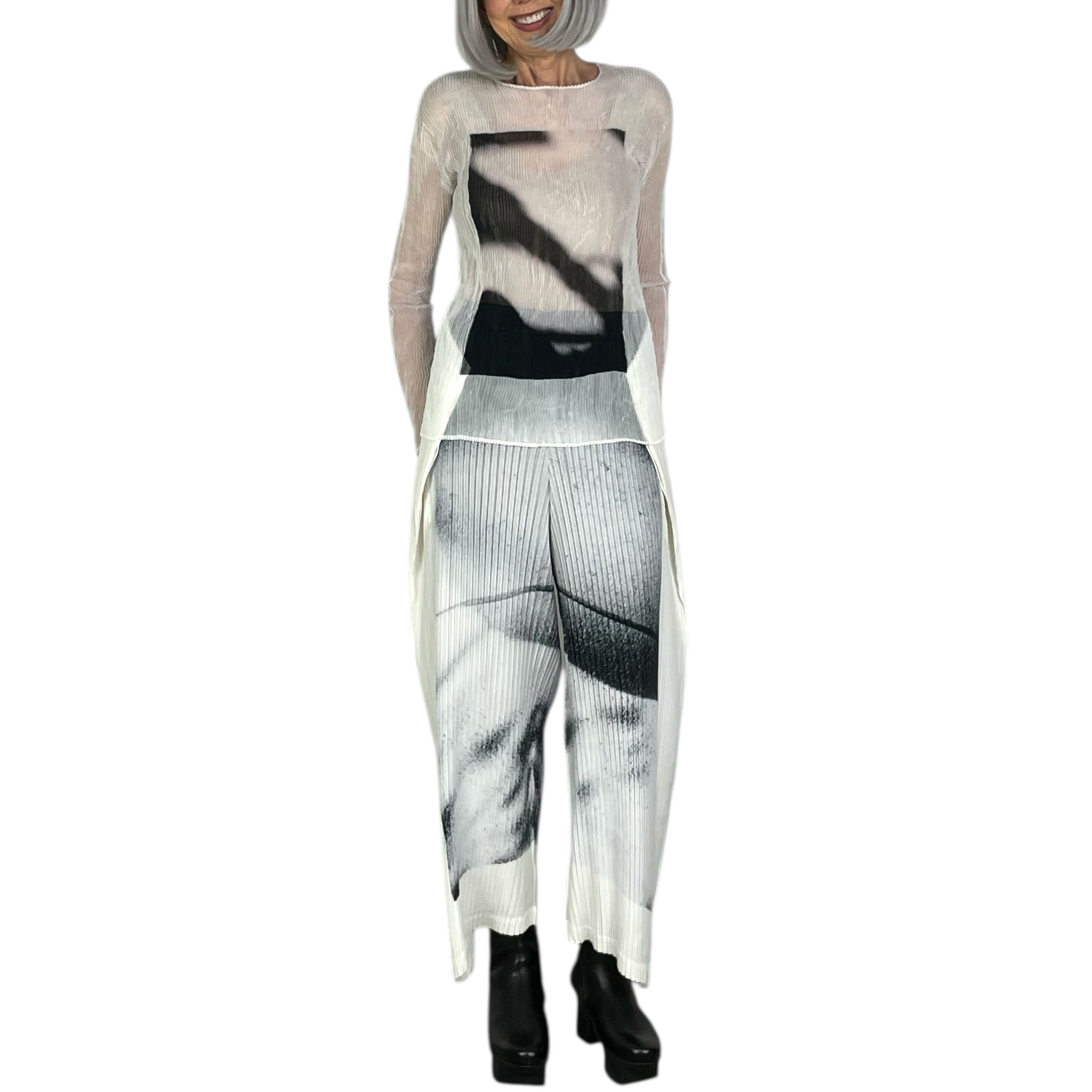 SHADOW STUDY CHIFFON TWIST TOP – MIO