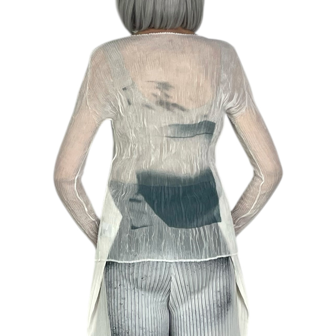 SHADOW STUDY CHIFFON TWIST TOP