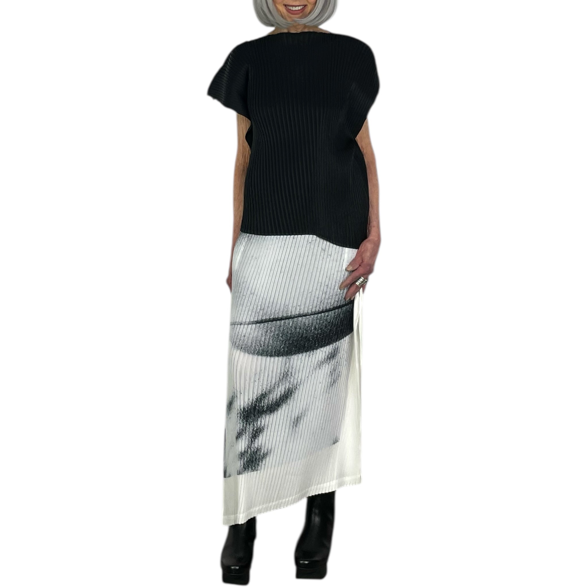 SHADOW STUDY PLEATS SOLID TOP – MIO