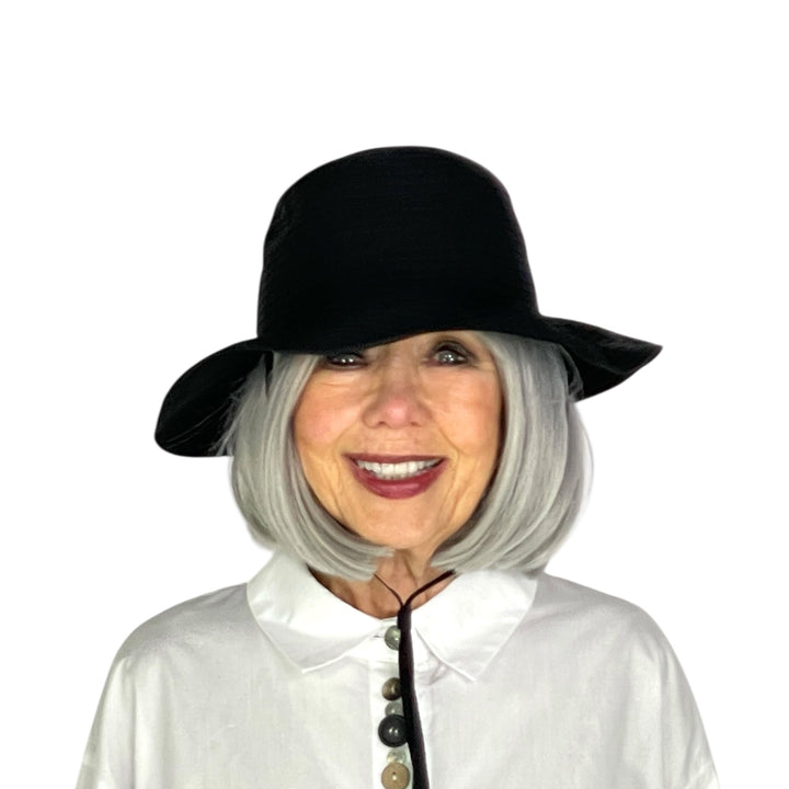 MEDIUM BRIM RIBBON HAT W/TIE