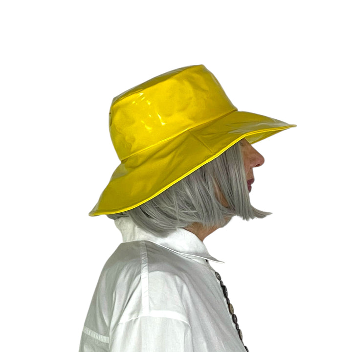 FABRIC LINED PATENT RAIN HAT